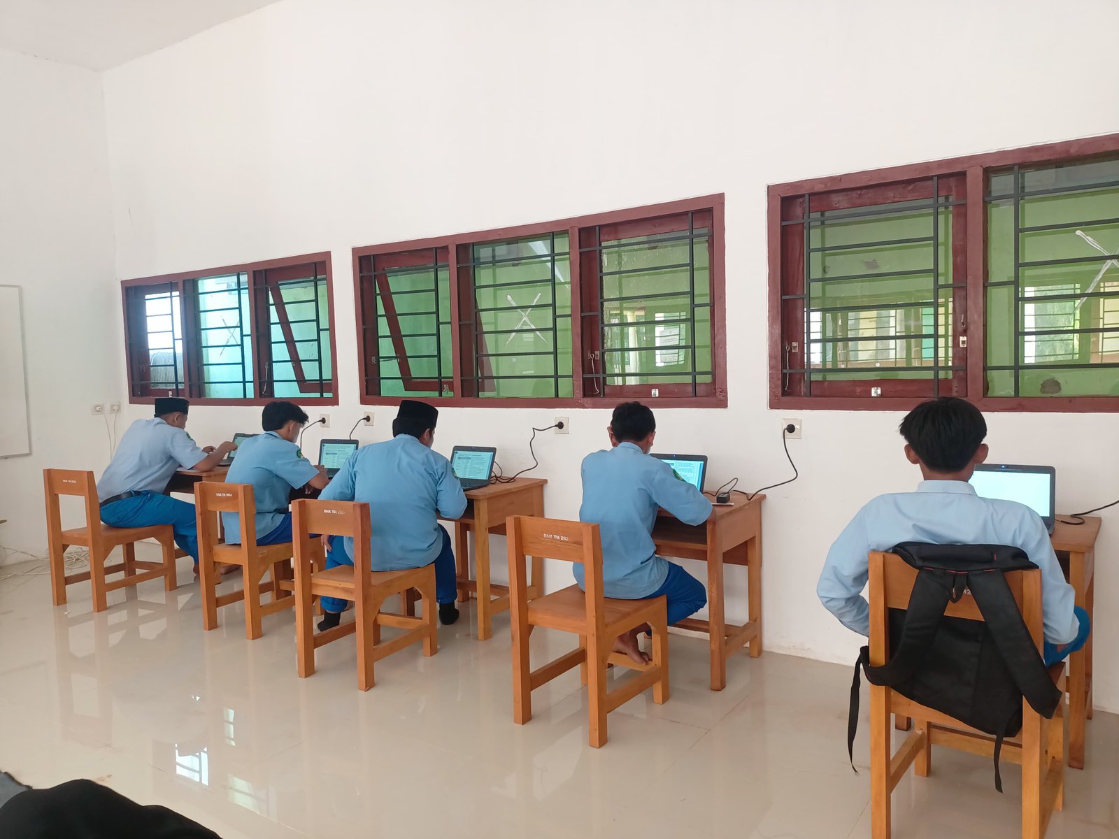 Pelaksanaan Mid Semester Ganjil